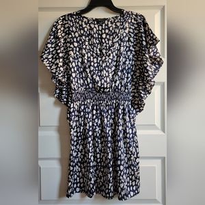 Soprano women's flowy-sleeve dress